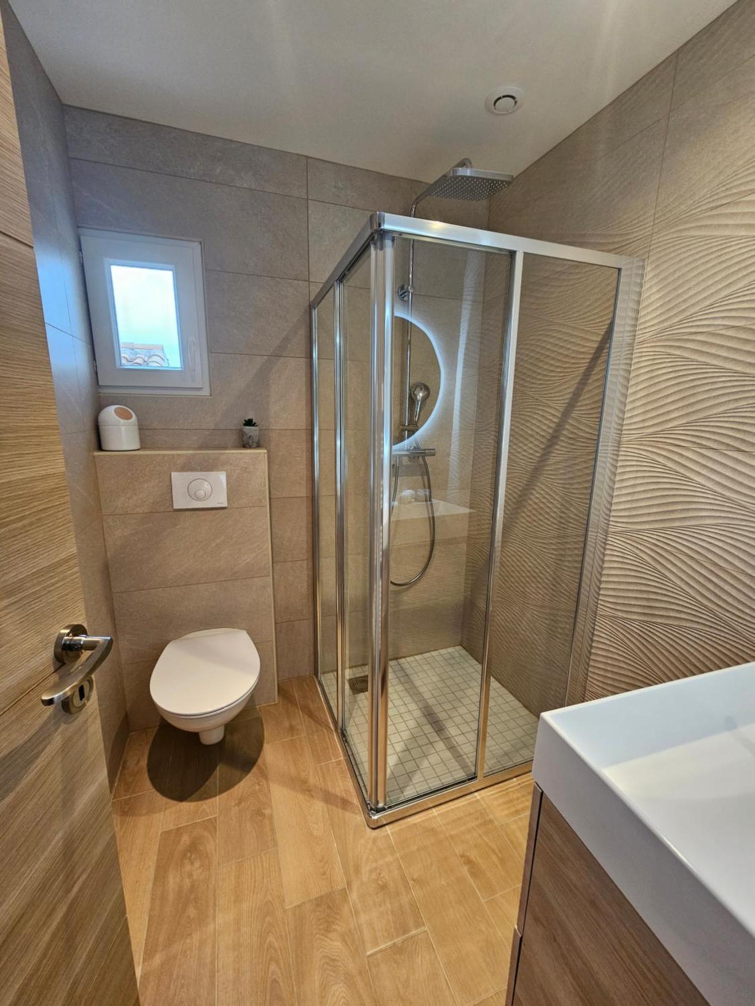 O Balinais Mini Avec Et Piscine Privative Marseilles